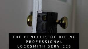 advantages come with hiring a locksmith